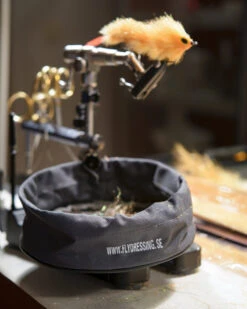 Trash Bin, Magnetic Release -Vis Freaks Verkoop CH TB1 5